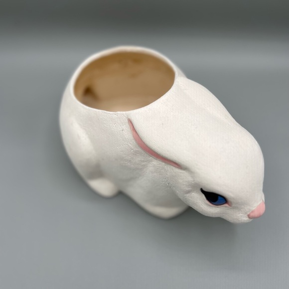 vintage ceramic white rabbit bunny planter decor - Picture 5 of 6